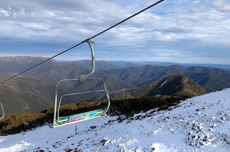 乔波室内滑雪场(体验不一样的滑雪乐趣——乔波室内滑雪场)