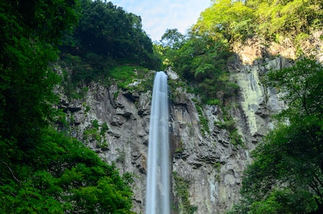 过水漫游(过水漫游：感受不一样的打水乐趣)