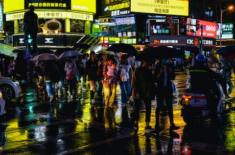 生产厂家避雷塔 每一层的吸收液经旋流离心作用掉入边缘的收集槽